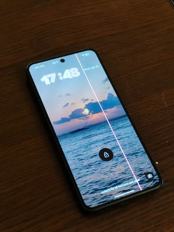 Google Pixel 8 с дефектом экрана — Тбилиси — 450 ₾