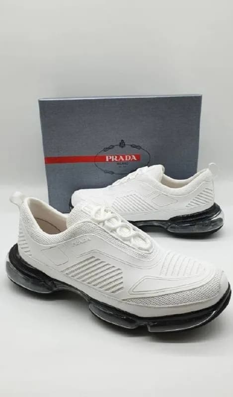 Prada 42/43 оригинальные новые в коробке — Батуми — 399 $