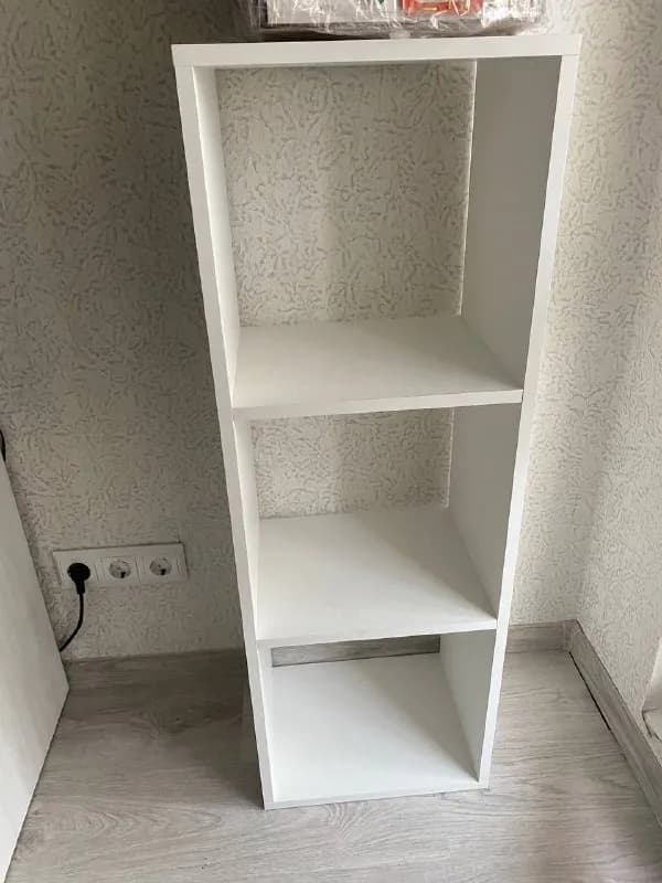 Продам Стеллаж, полка. В собранном виде, в идеальном состоянии. 60 руб. Минский р-н, Новая Боровая — Минск — 60 Br
