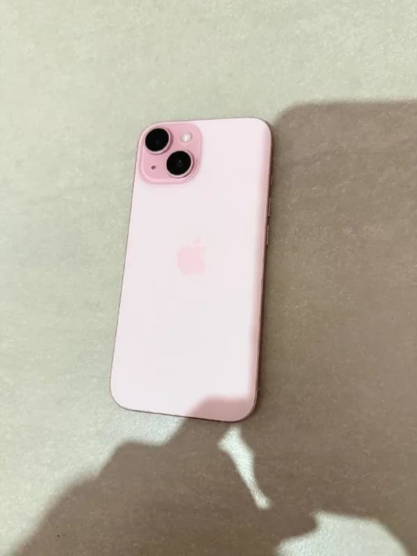iPhone 15 розовый — Ереван — 130 000 ֏