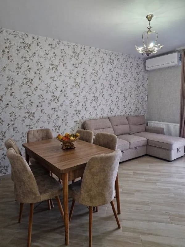 сдам новую квартиру — Батуми — 800 $