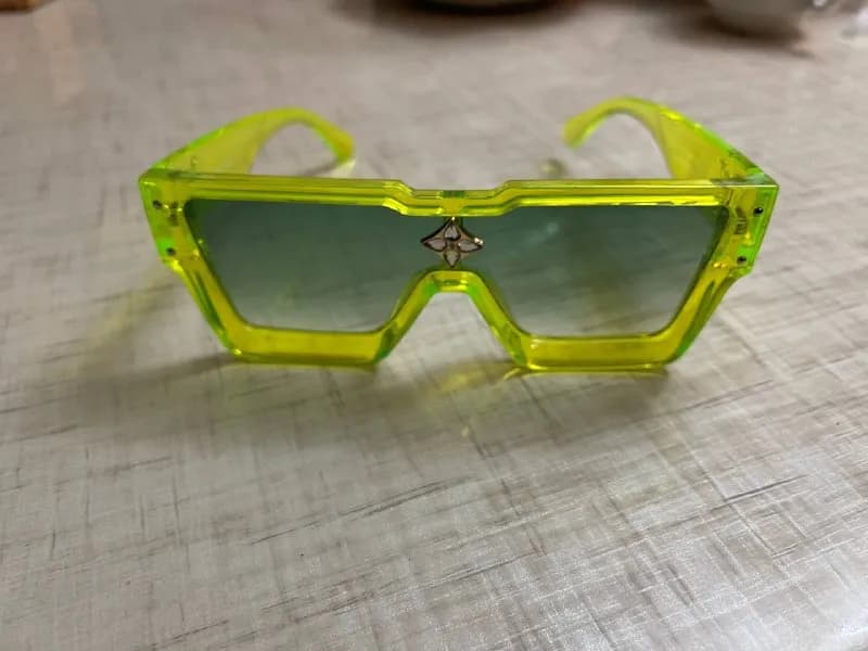 Солнцезащитные очки от Louis Vuitton, Gucci, Versace — Ереван — 15 000 ₽