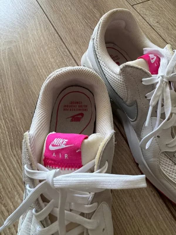Оригинальные кроссовки NikeAir Max 39 р (практически новые) 120 — Батуми — 120 ₾