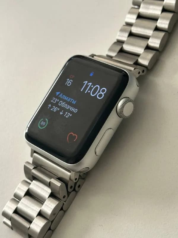 Продам часы Apple Watch Series 3 42 mm — Алматы