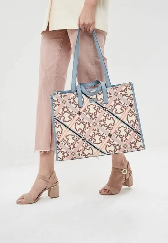 Дублёнка Koton, жилет OYSHO, сумки Zara, TOUS — Батуми — 40 ₾