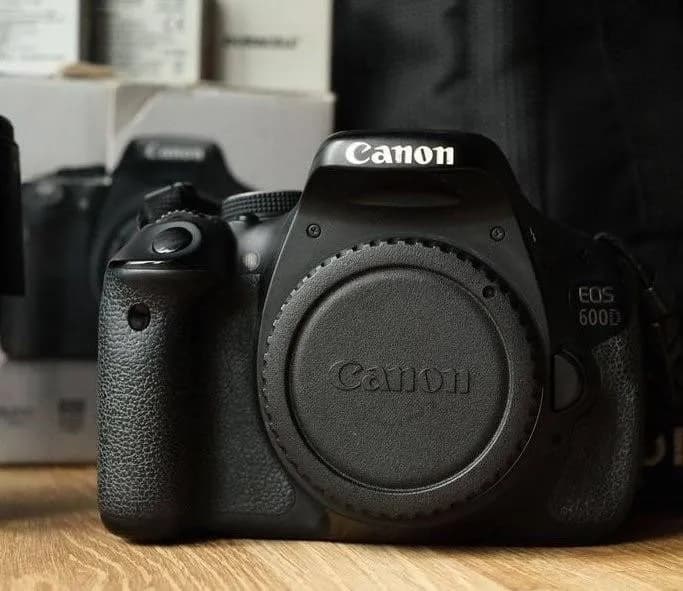 Продам Фотоаппарат Canon 600d body без объектива. — Минск