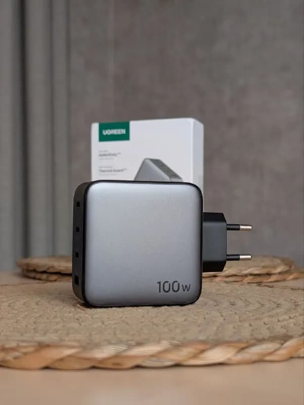 Блок питания UGREEN GaN 100W — Батуми — 120 ₾