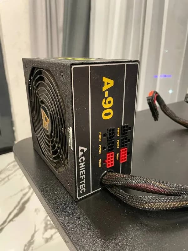 Оперативная память HyperX 2×8GB DDR4-3200, Блок питания Chieftec 750W — Батуми — 150 $