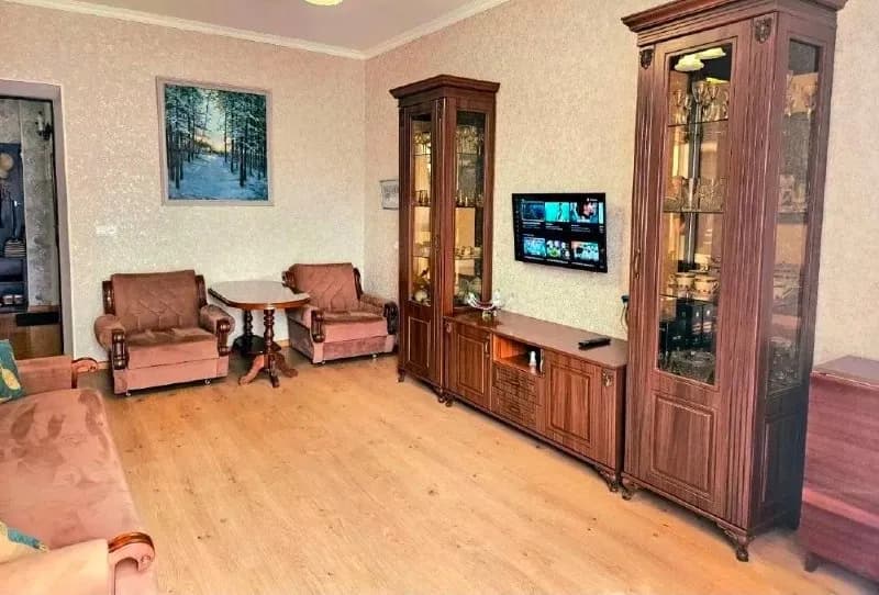 Сдаётся в самом центре 2 комн. квартира адрес: Месропа Маштоца — Ереван — 1 050 $