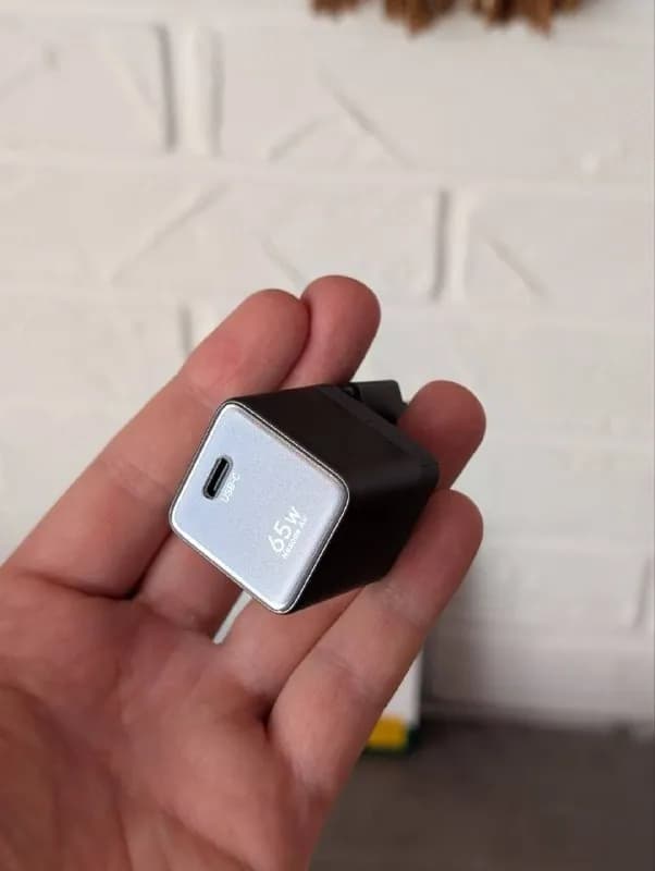 Быстрая зарядка от Ugreen для iPhone, iPad, Macbook, Samsung Galaxy, Google Pixel, Xiaomi и прочих с — Батуми