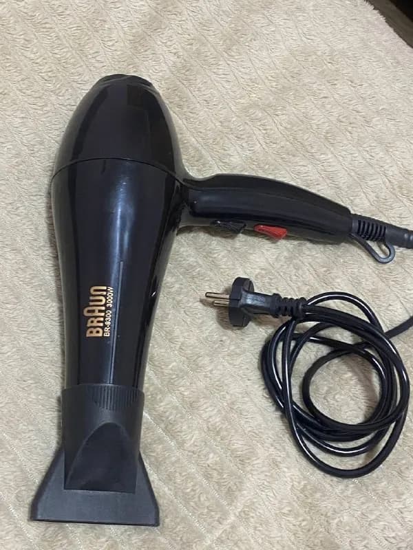 Фен для волос BRAUN — Ереван — 2 500 ₽