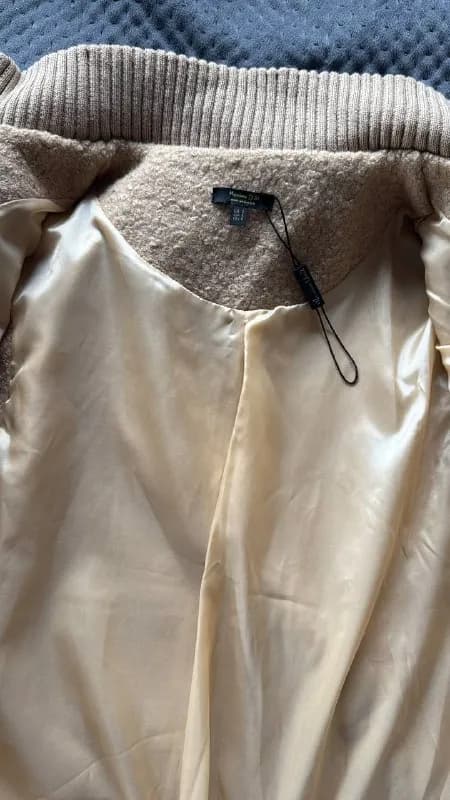 Жилет размер S 1500 tl Massimo Dutti — Стамбул — 1 500 ₺