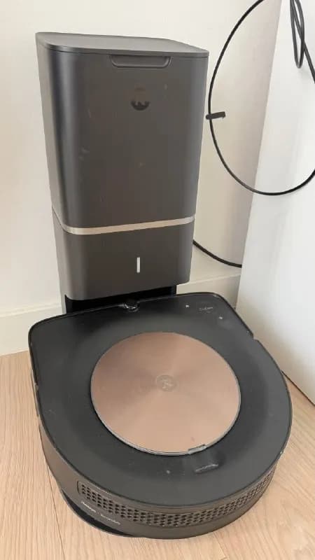 Робот-пылесос iRobot Roomba s9+ с базой Clean Base — Тбилиси — 1 000 ₾