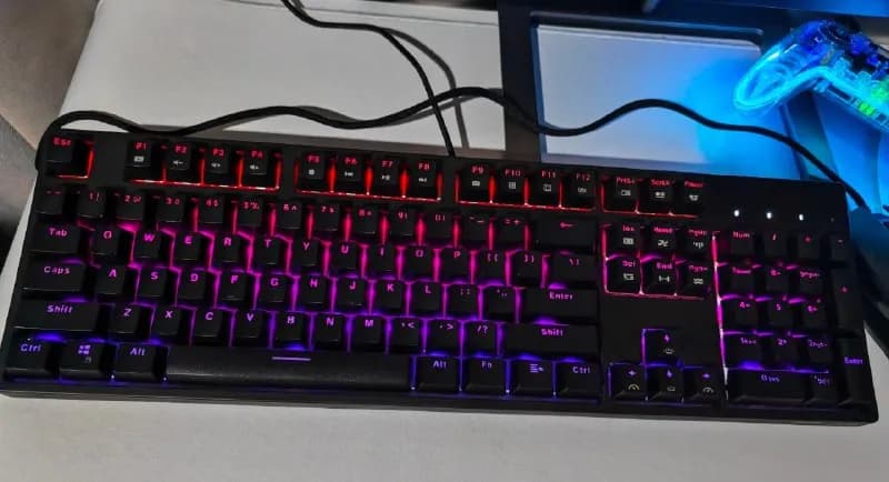клавиатура Apas Redragon — Батуми — 150 ₾