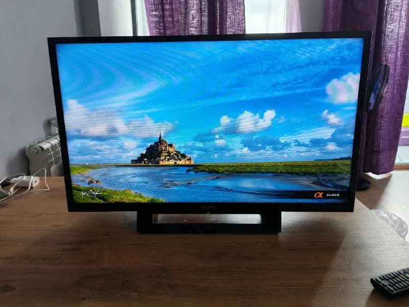 Продам телевизор Sony Bravia KDL-32RD303 в отличном рабочем состоянии. Не smart! — Батуми — 200 ₾