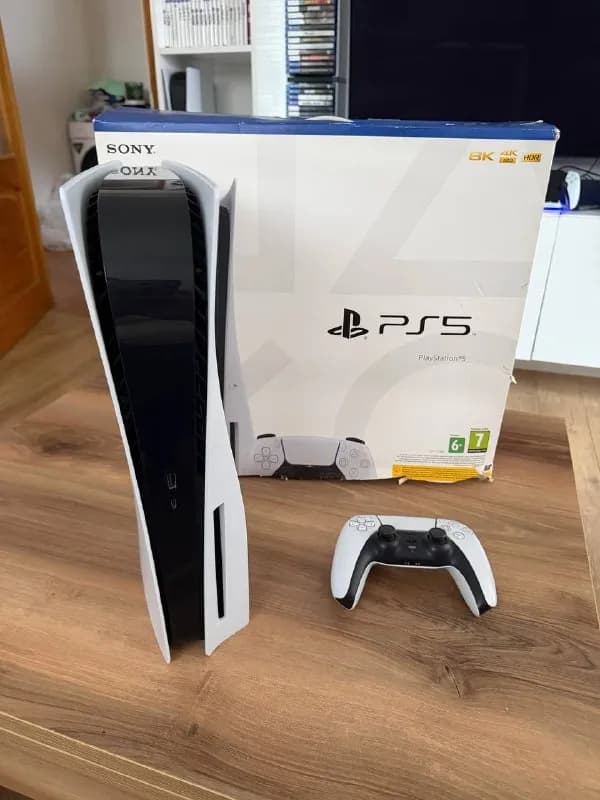 Продаю PlayStation 5 дисковая версия в идеальном состоянии 1250 лари — Батуми — 1 250 ₾