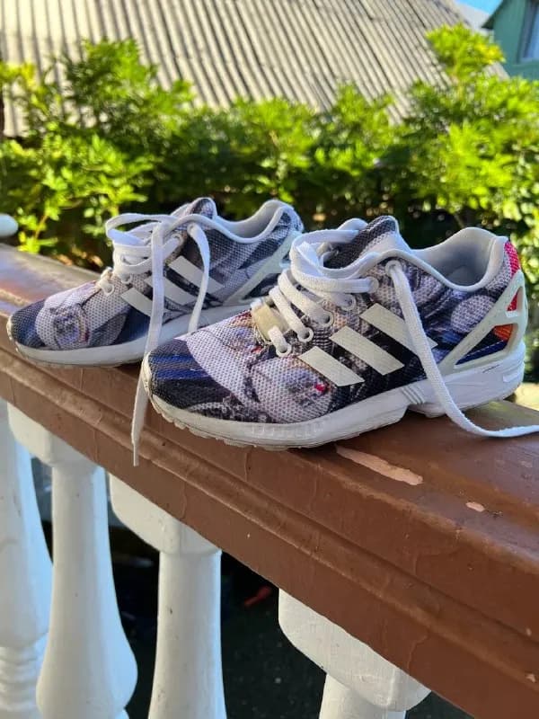 adidas АSPORTING GOODS это кроссовки очень хорошо тех кто любит ходить в комфорт! Новы! Оригинал н — Батуми — 50 ₾