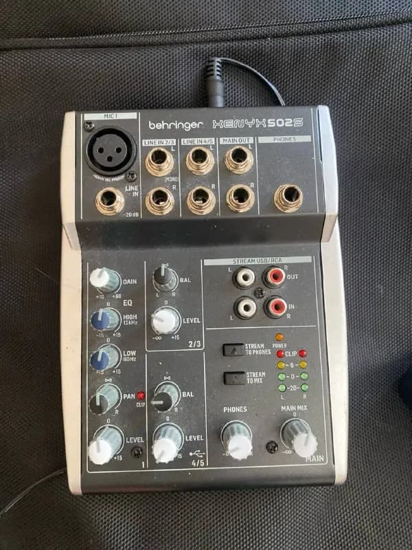 Микшерный пульт Behringer XENYX 502S, Манчикен РИК и МОРТИ — Тбилиси — 155 ₾