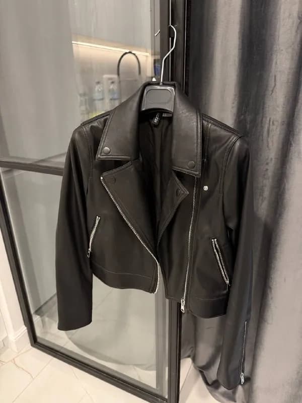 XS — Батуми — 45 ₾
