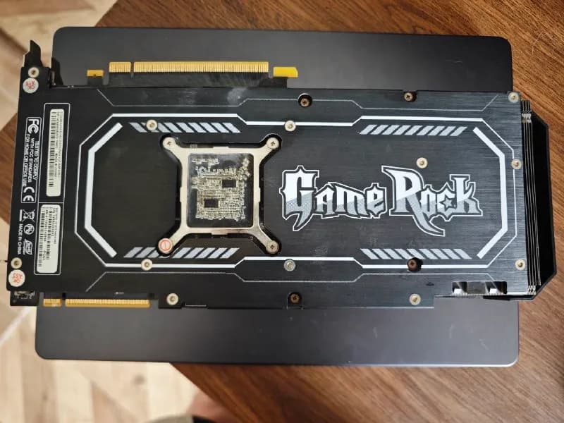 Видеокарта Nvidia RTX 2080 Super Gamerock, блок питания DeepCool DQ750ST — Тбилиси — 950 ₾