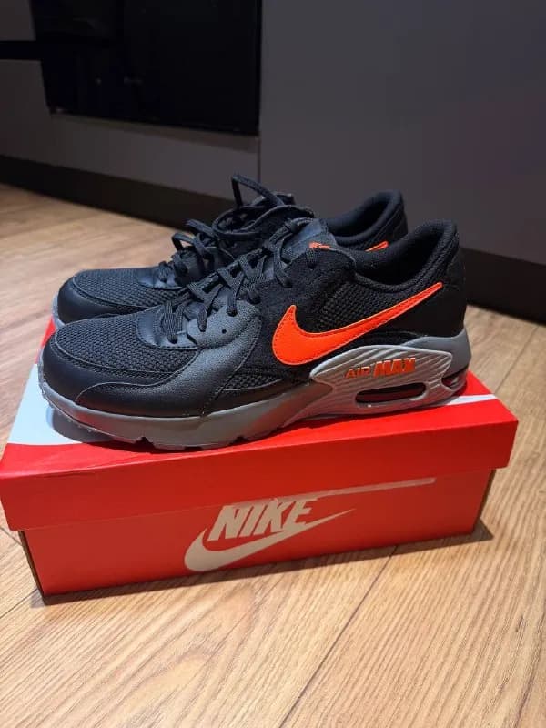 Продам новые кроссовки Nike Air Max Excee. Оригинал. Не подошел размер. — Батуми