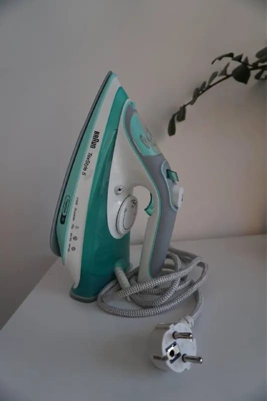 Утюг Braun TexStyle 5, миксер Franko FMX-1009, мультиварка Redmond RMC-PM380 — Тбилиси — 220 ₾