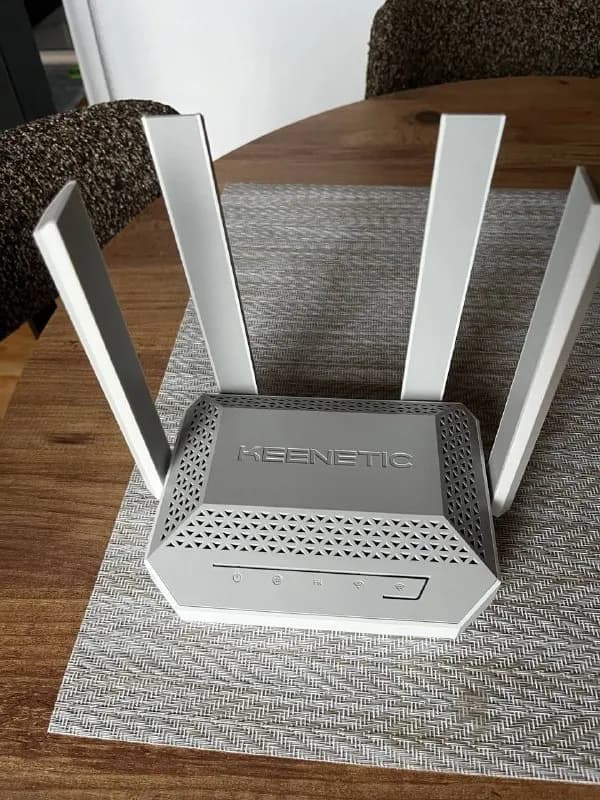 Wi-Fi роутер Keenetic Hopper KN-3811 — как новый, Wi-Fi 6 — Батуми — 250 ₾