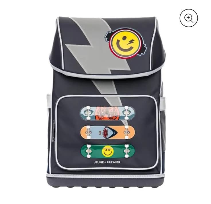 School Bag — Jeune premier — Батуми — 700 ₾