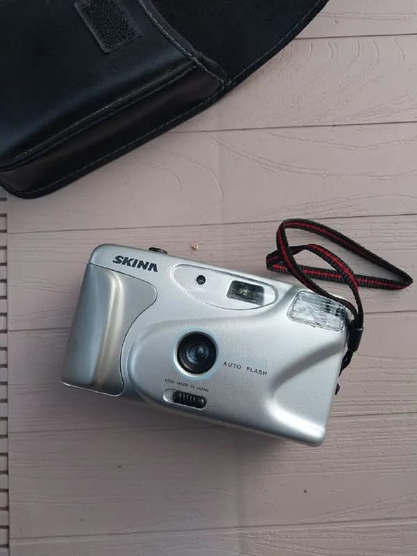 Продам Фотоаппарат SK-222 незнаю в рабочем состоянии или нет цену предлагайте — Тбилиси
