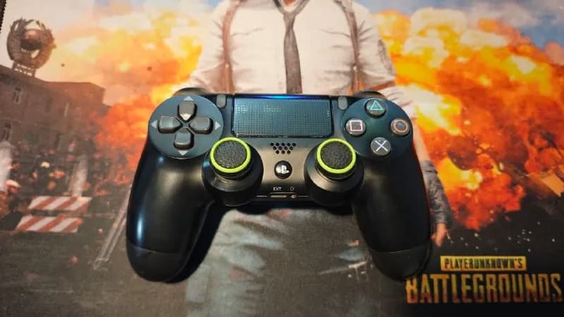 Продаю контроллер/геймпад/джойстик 🎮 от PS4 в отличном состоянии. Оригинал👈 Также можно использов — Тбилиси — 80 ₾