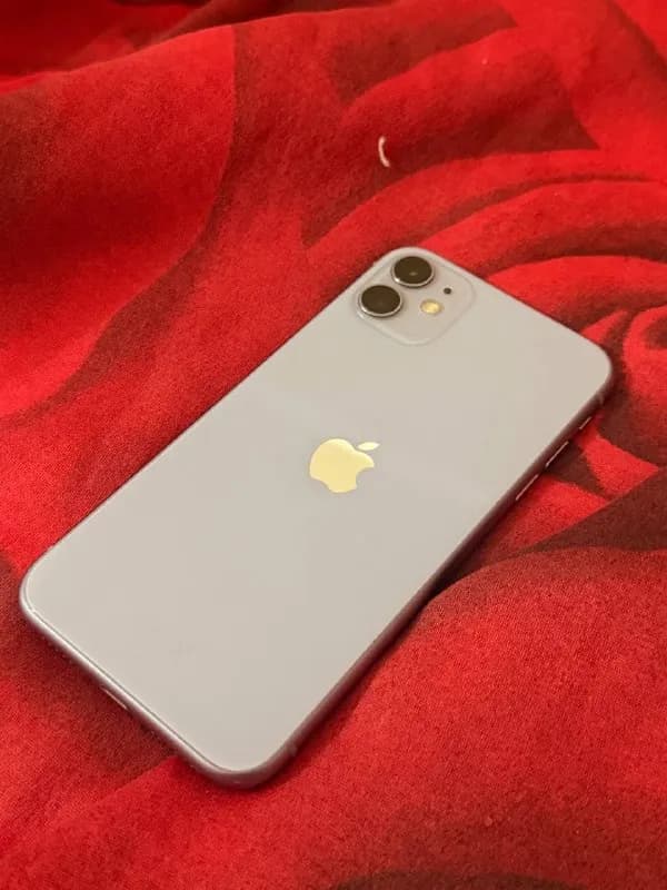 Продам iPhone 12 — Батуми — 400 ₾