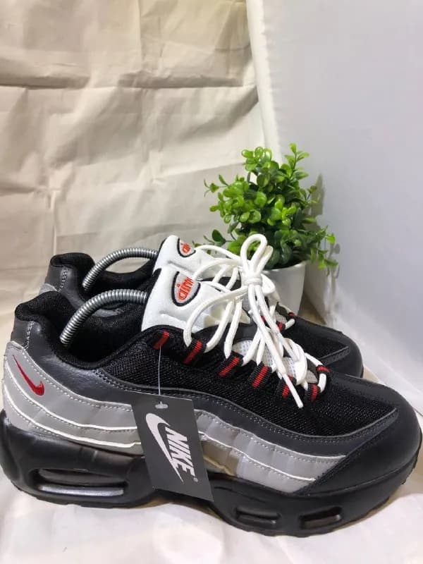 Кроссовки Nike Air Max 95, есть отправка почтой, цена: 85 руб. Больше фото в лс — Минск — 85 Br