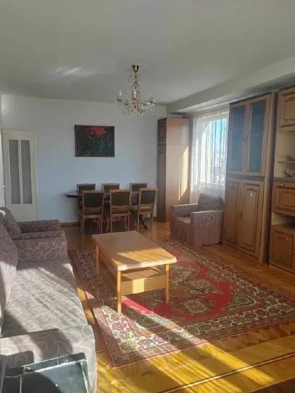 В Канакер-Зейтуне сдаётся 3 комн. квартира адрес: Рубинянц 26 — Ереван — 250 000 ₽