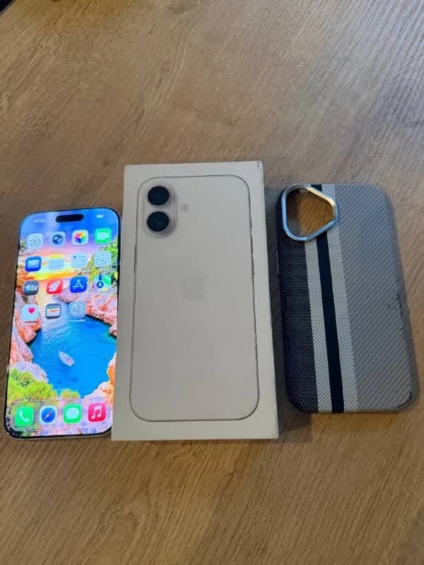 Продаю айфон 17 на 256 esim (без физичиской сим-карты)телефон в использовании 4 месяца 100% аккум 13 — Батуми — 2 300 ₾