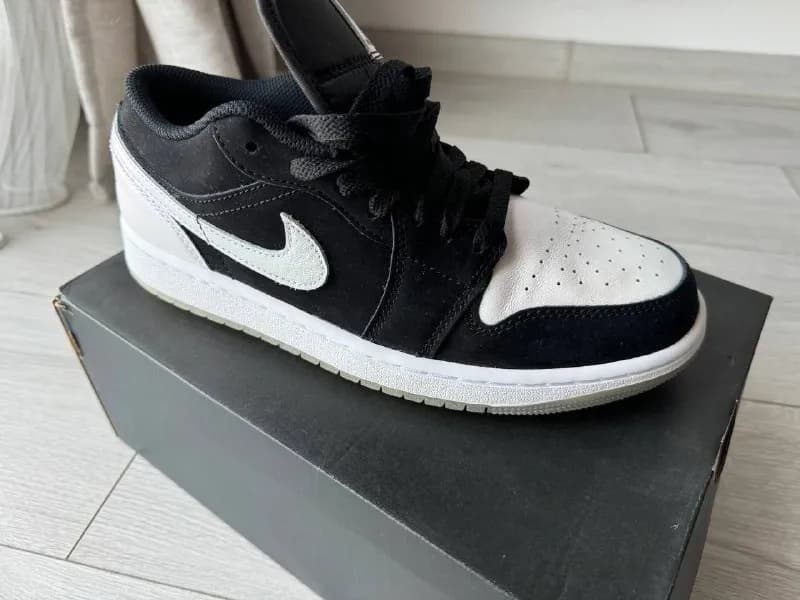 Кроссовки Nike оригинал из США размер 7.5 — Тбилиси — 200 $