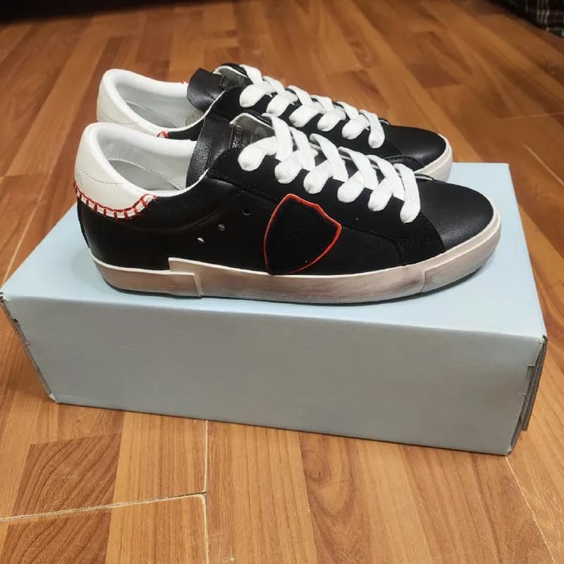 Продам абсолютно новые оригинальные кеды Philippe Model Paris PRSX Low в размере 38. Обувь ни разу н — Тбилиси — 750 ₾