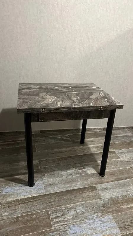 Раскладной стол 150 лари — Батуми — 150 ₾
