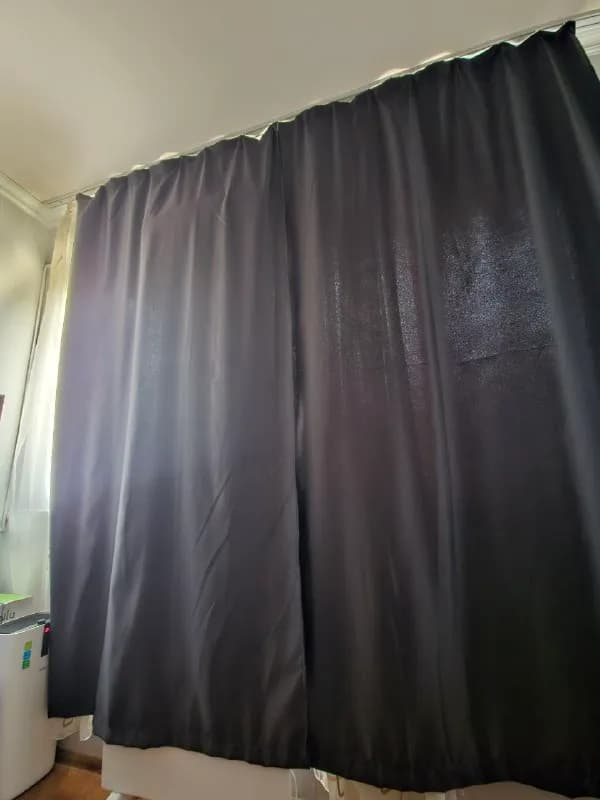 Продам блэкаут шторы. 2 штуки 150см*270см — Ереван