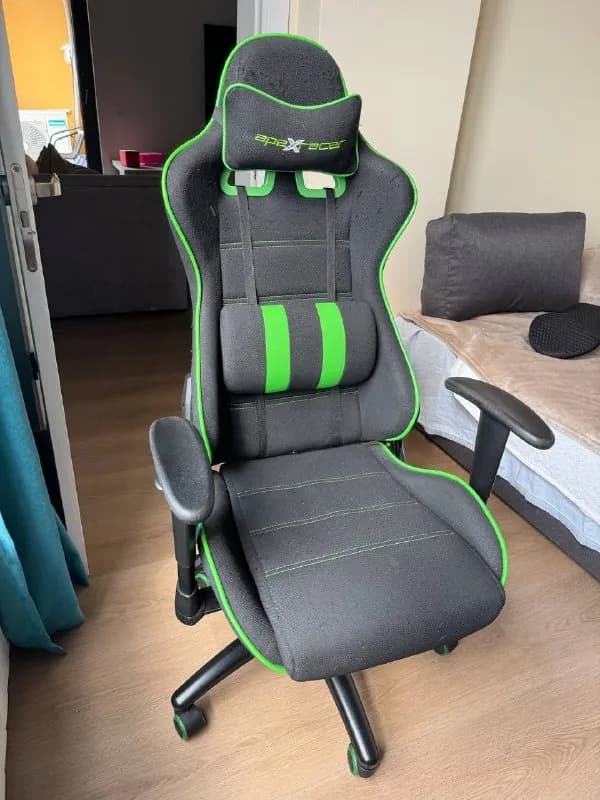 Компьютерное кресло — Батуми — 200 ₾