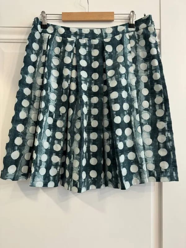 Sisley (L) — Батуми — 35 ₾
