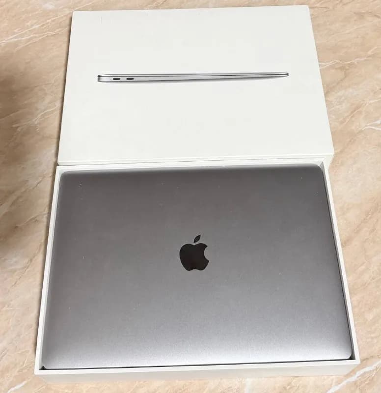MacBook Air 2025 M4 2020, серый, 13 дюймов, 16 ГБ оперативной памяти, 256 ГБ SSD, — Тбилиси — 2 550 ₾