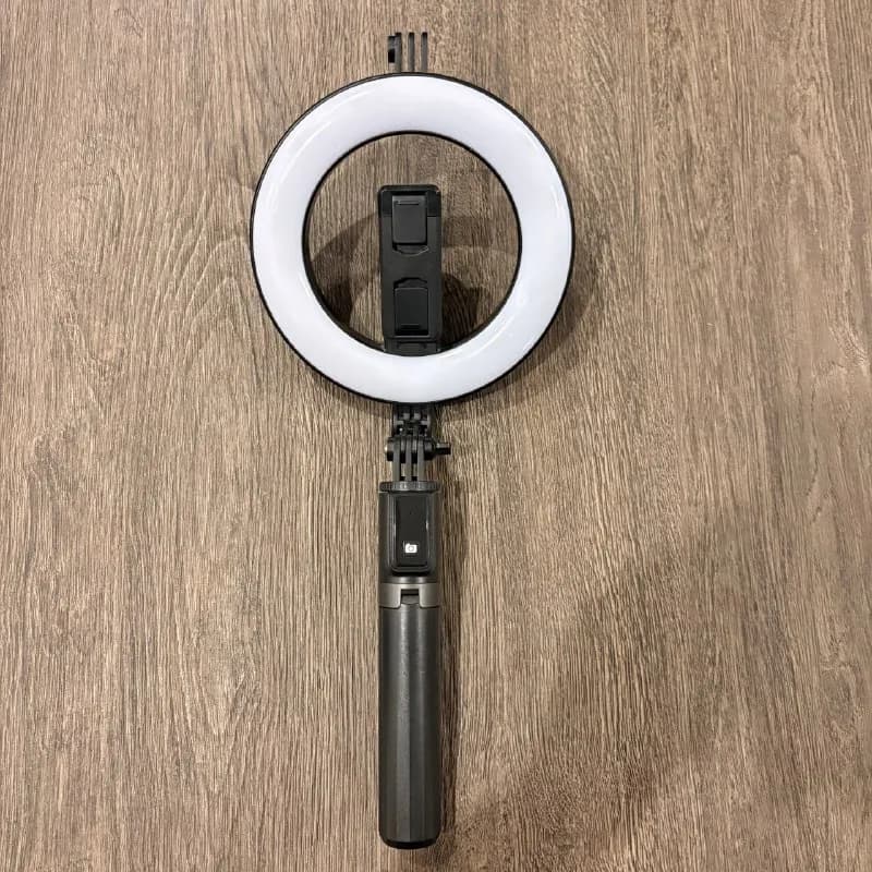 Штатив с подсветкой — Батуми — 120 ₾