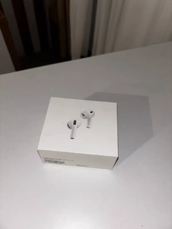 AirPods Pro 3 — Батуми — 400 ₾