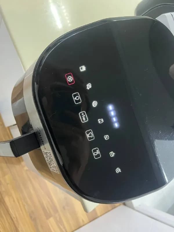 Аэрогриль Midea (5.5 л) — Батуми — 150 ₾