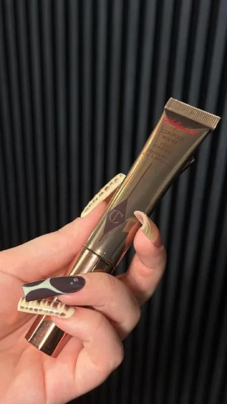 Контур-стик Charlotte Tilbury Hollywood Contour Wand — Батуми — 100 ₾
