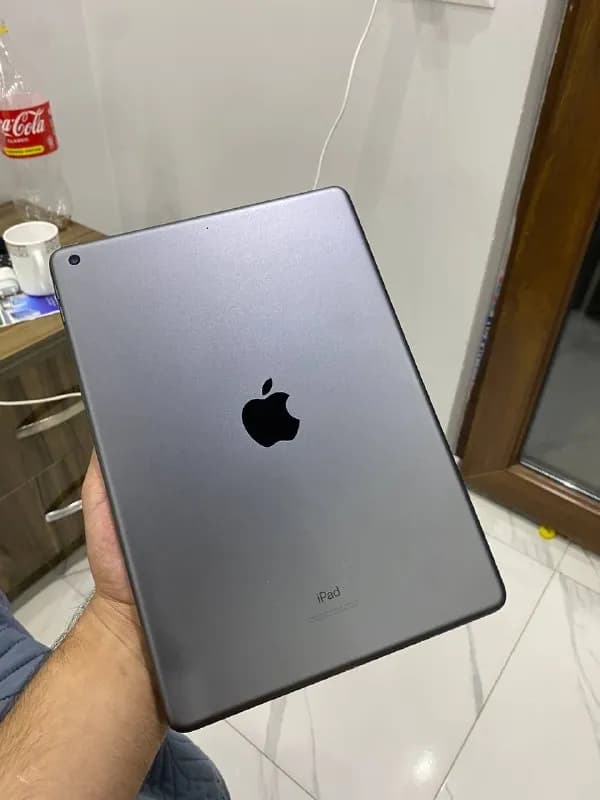 İPad — Батуми — 490 ₾