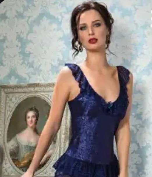 Топ кружевной шёлк — Батуми — 50 ₾