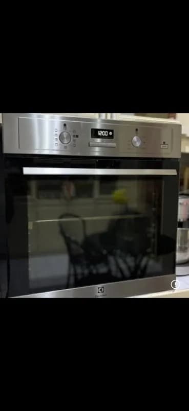 Духовка Electrolux и индукционная плита Franco — Тбилиси — 850 ₾