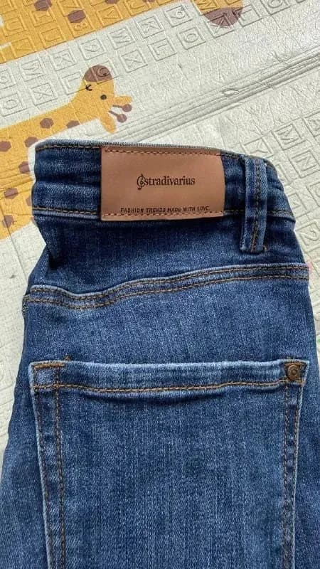 Stradivarius размер M в идеальном состоянии. — Батуми — 30 ₾