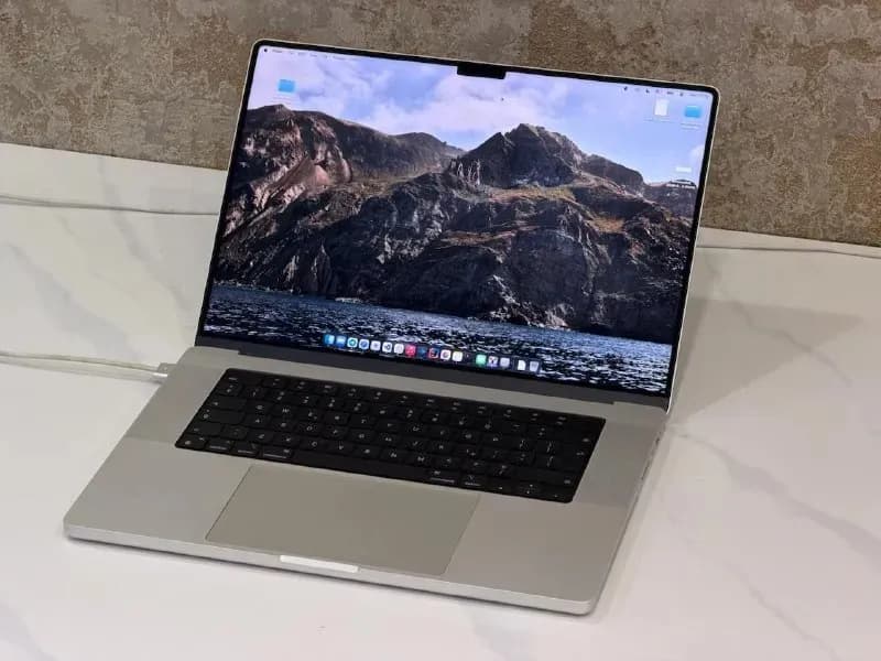 MacBook Pro M1 Pro 16/512 84% АКБ — Батуми — 2 600 ₾